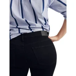 Madewell The Road Tripper Skinny Jeans -Eddie Bauer Store https3A2F2Fimage.s5a.com2Fis2Fimage2FTheBay2F191208033829 alt43Fwid3D120026hei3D120026qlt3D9026resMode3Dsharp226op usm3D0.92C1.02C82C0 640x