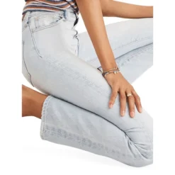 Madewell The Perfect Summer Tapered Jeans -Eddie Bauer Store https3A2F2Fimage.s5a.com2Fis2Fimage2FTheBay2F889415331912 alt83Fwid3D120026hei3D120026qlt3D9026resMode3Dsharp226op usm3D0.92C1.02C82C0 640x