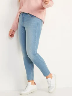 Old Navy Mid-Rise Light-Wash Skinny Jeans For Women