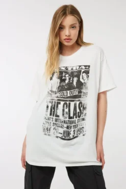 Ardene The Clash Tee In White | Size | 100% Cotton