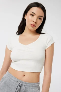 Ardene Ultra-Cropped Tee With Ruching In | Size | Spandex/Cotton -Eddie Bauer Store https3A2F2Fwww.ardene.com2Fon2Fdemandware.static2F 2FSites master catalog2Fdefault2Fdw27173d212Fimages2Flarge2F3A AP31235 11 eb328f19 52a7 4eca a655 5f5172bb8a4c.jpg 640x