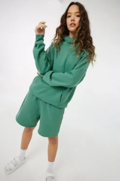 Ardene Loose Fit Sweatshorts In Med. Green | Size | Polyester/Cotton | Fleece-Lined