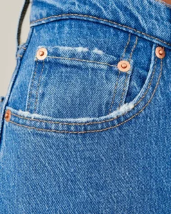 Levi’s 501 Skinny Jean -Eddie Bauer Store https3A2F2Fwww.roots .com2Fdw2Fimage2Fv22FBGGS PRD2Fon2Fdemandware.static2F 2FSites roots master catalog2Fdefault2Fdw1a8d92132Fimages2F38190057 090 e.jpg3Fsw3D120026sh3D120026sm3Dfit 640x